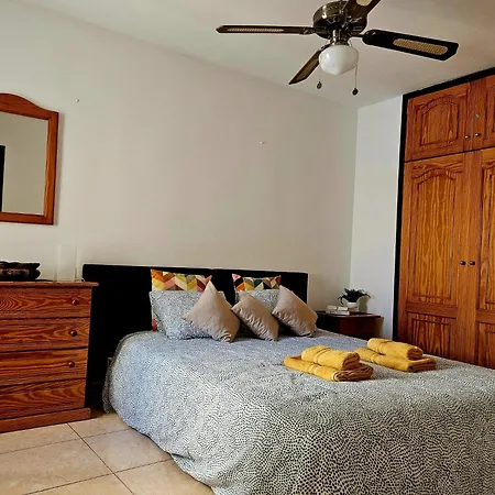 Americas Sun Appartament דירה ארונה